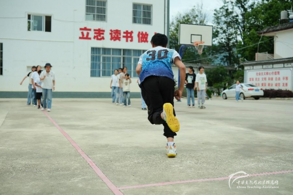 来自远山深处的力量7 - 中华支教与助学信息中心 - 3.png